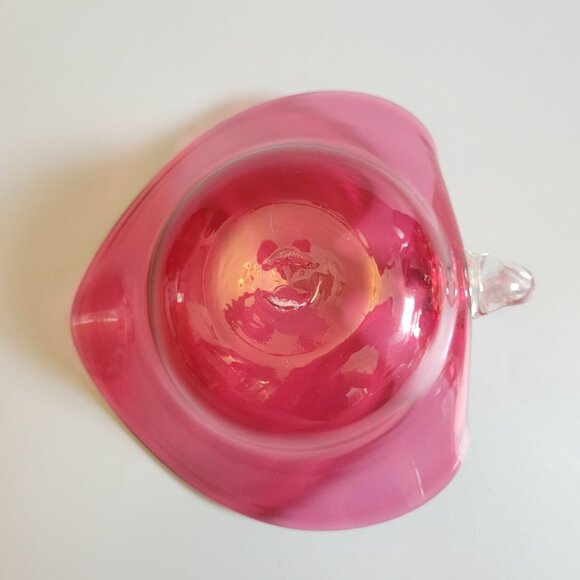 Vintage Pinlgrim Hand-Blown Art Glass Pink Heart Bowl With Clear Handle - Picture 3 of 9